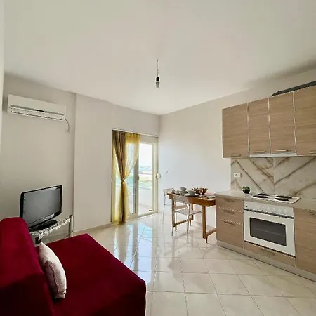 Sunset Apartment *